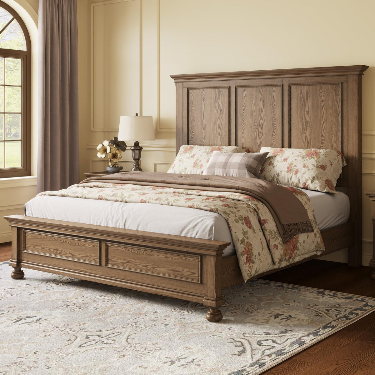 Bobbin Solid Wood Platform Bed Amerlife Light Brown / Queen